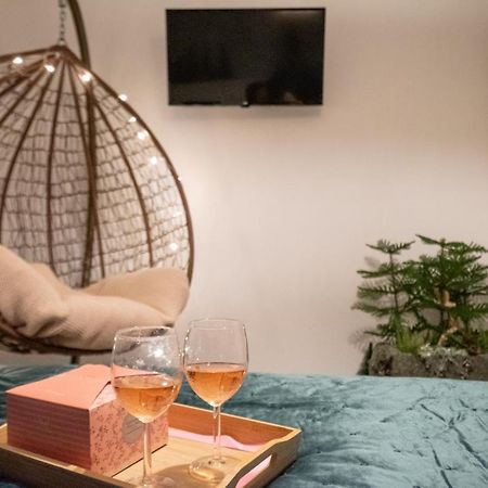 Forest Work & Relax Accommodation Overstone Экстерьер фото