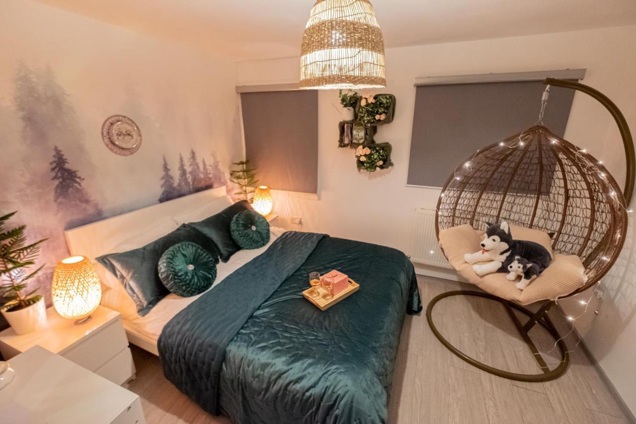 Forest Work & Relax Accommodation Overstone Экстерьер фото